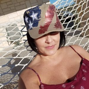 Meet your Posher, Joann